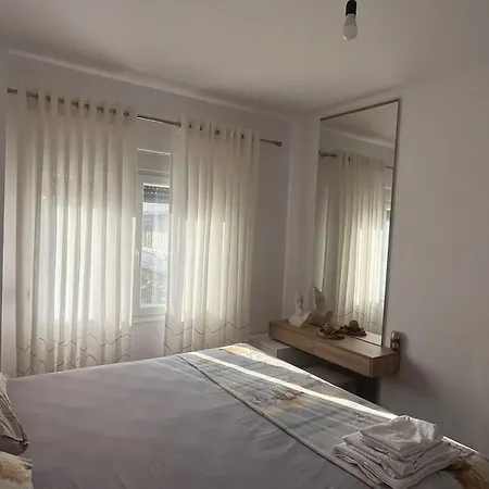 아파트 Guest House Durres